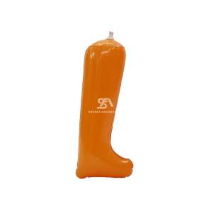 Foto de producto relleno hinchable de bota color naranja