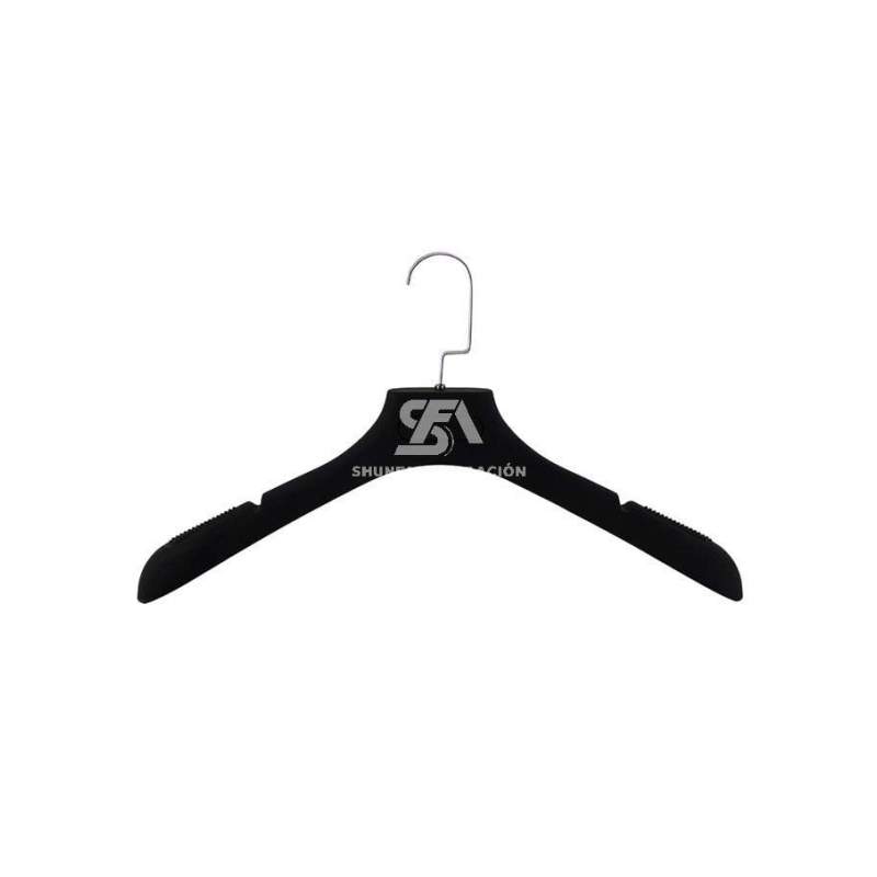 Foto de producto Percha de plastico color negro 45cm