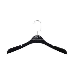 Foto de producto Percha de plastico color negro