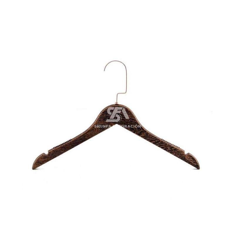 Foto de producto Percha de plastico antideslizante color vintage 38cm
