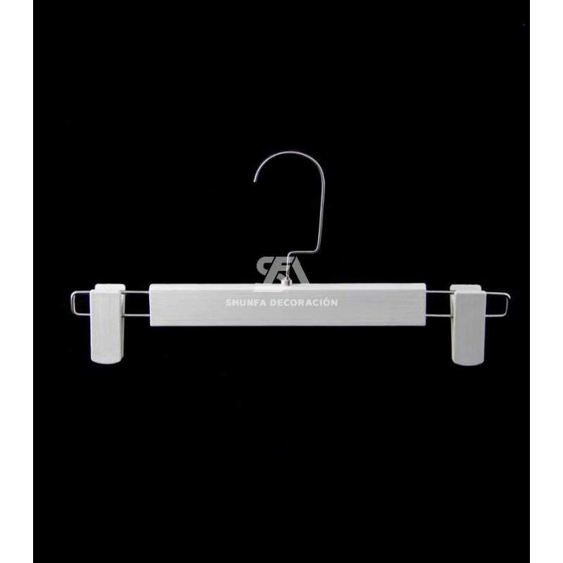 Foto de producto Percha de plastico para pantalon color blanco 31cm