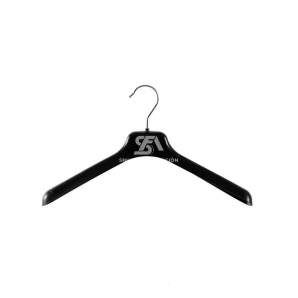 Foto de producto Percha de plastico color negro 34cm 105251