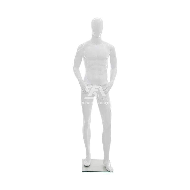 Maniquí masculino de fibra sin rostro en color blanco brillo. 185x42x42cm