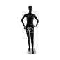 maniquí femenino de fibra sin rostro y manos a la cadera en color negro brillante