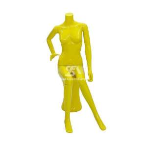 Foto de producto maniquí femenino de plástico sentada y brazo en alto en color amarillo brillante