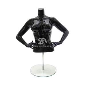 Foto de producto de frente busto femenino de fibra con brazos y sin cabeza negro brillo
