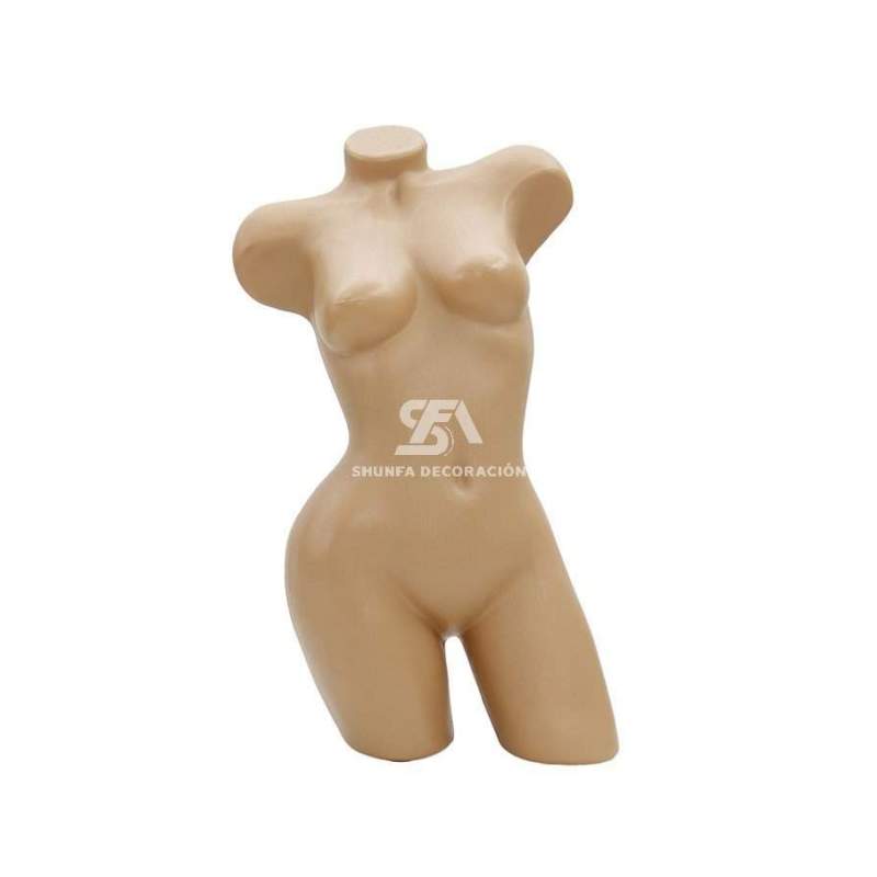 Foto de busto femenino de plástico en forma de "S" color carne 46x78x29 cm